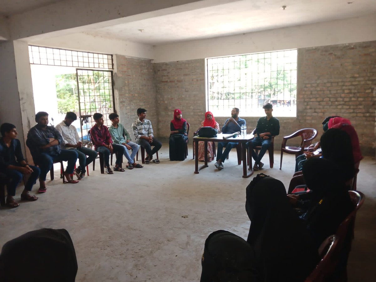 @YouthNet4CC #BagerhatTeam Monthly meeting in May Collaboration #CCDB Where Bagerhat is facing damage due to #climatechange and how to adapt to it was being discussed. We were talking about adaptation specially #Sharankhola #Morrelganj YouthNet × CCDB
