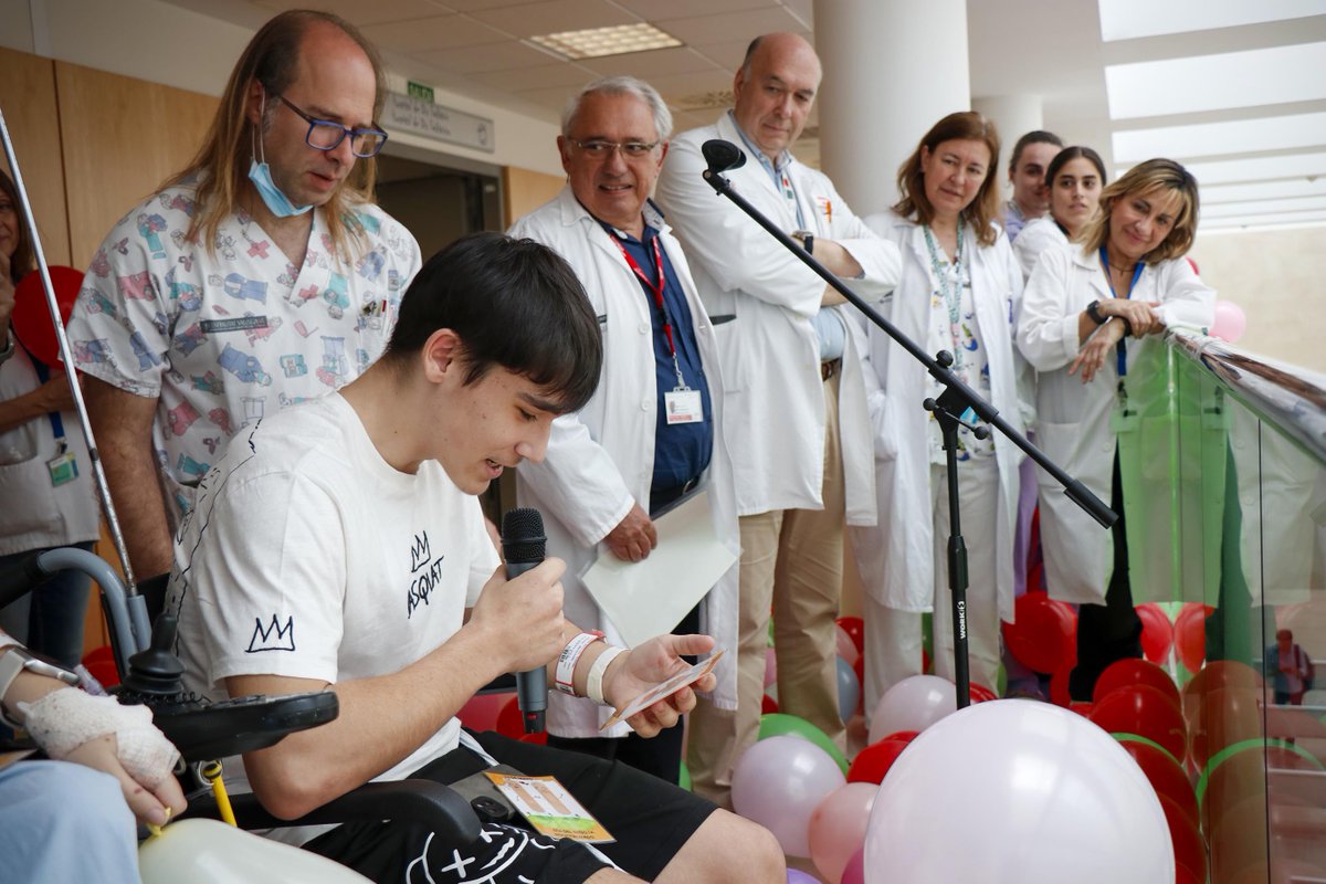 🏥🧒👧El @HospitalLaFe celebra el Día del Niñ@ Hospitalizado con una serie de actividades dirigidas a sacar a estos pequeños de su rutina habitual durante la estancia hospitalaria. #SomosLaFe 📰acortar.link/dcrBiF