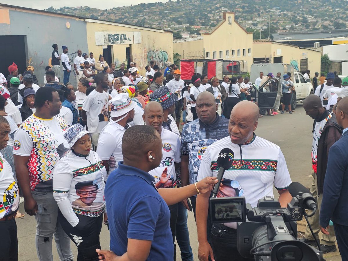 On the Move Media tweet media