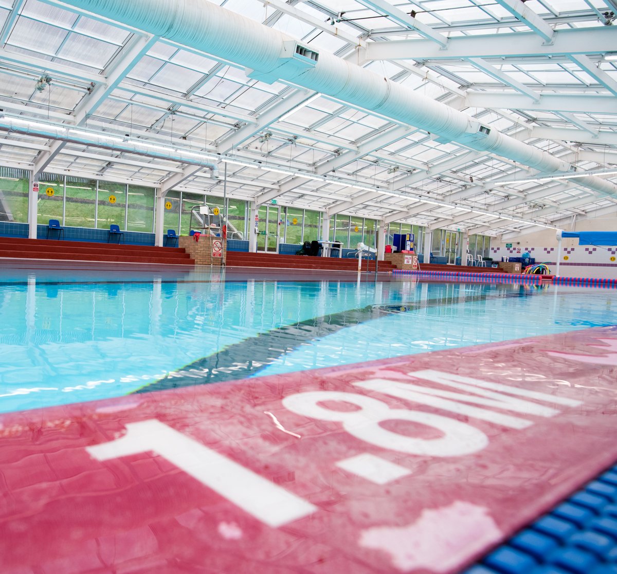 Good news! Bronwydd Swimming Pool has re-opened. Sorry for the inconvenience and thanks for bearing with us. Swimming lessons are cancelled for this evening, which means Bronwydd is open for public swimming until 4.30pm in the main pool and until 8pm in the small pool. 🏊