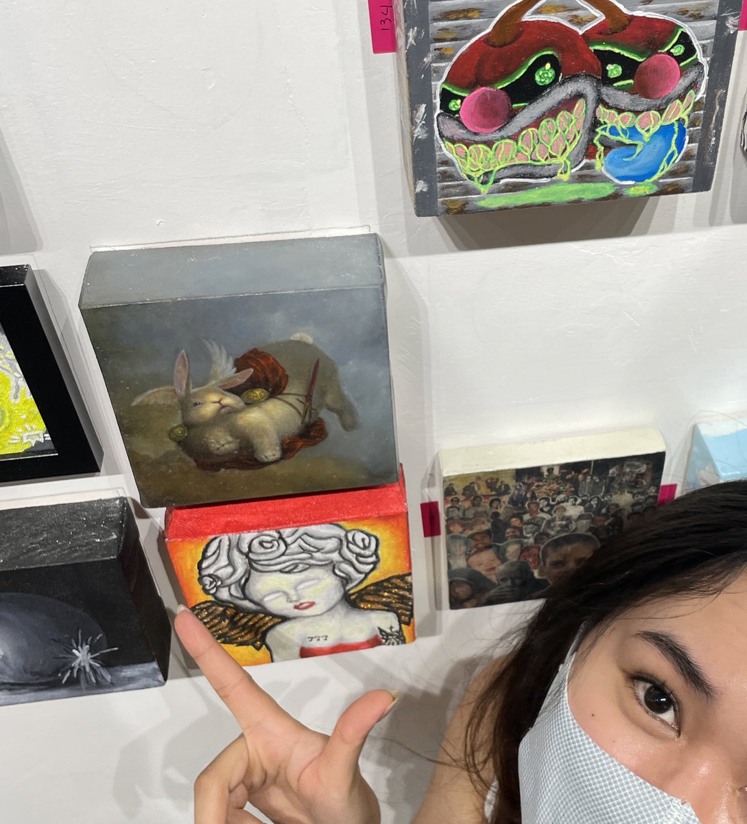 first time my non-commissioned artwork sold 🤍