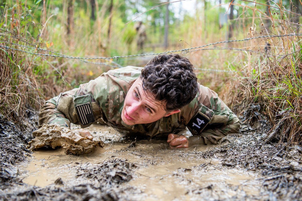 U.S. Army tweet media
