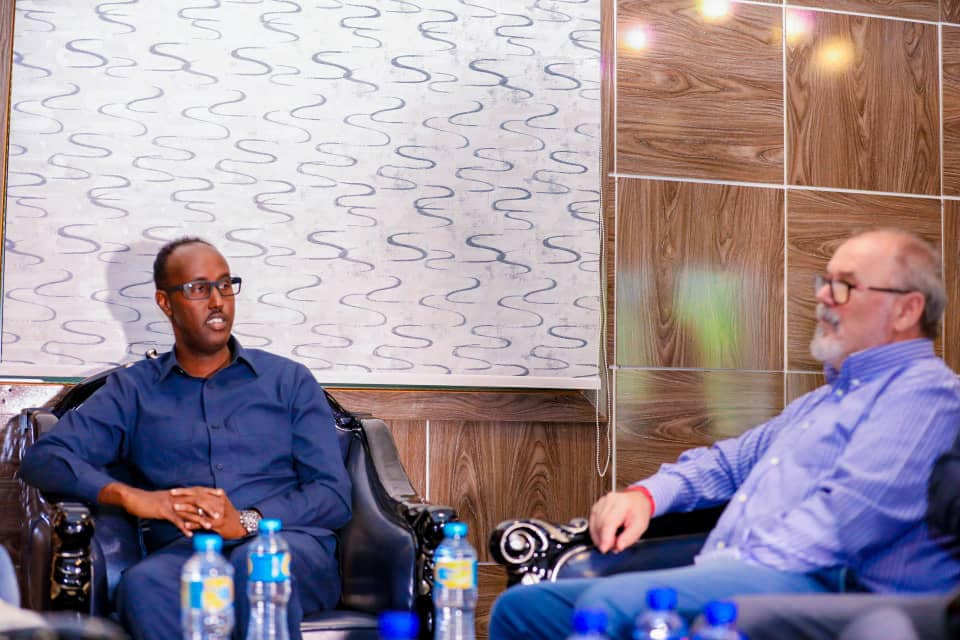 PREMIS_2's tweet photo. #PREMIS 2 customs team made a 3-day trip to Kismayo: visited seaport, airport, & MoF HQ to assess SOMCAS progress & support & advice on C-DEL activities. The team got acquainted with JSS administration & gained insight into JSS customs operations.
#Somalia #Kismayo #SOMCAS #CDEL https://t.co/FZV6H3gBRJ