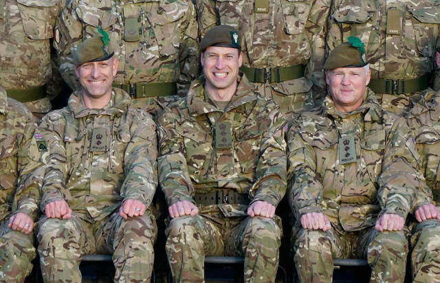 Prince William in uniform is 😘😘😘