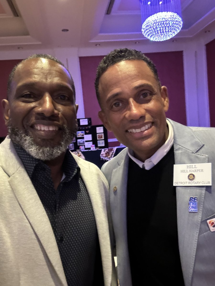 @hillharper it was a pleasure meeting you at the Rotary District meeting. I enjoyed chatting with you and hearing your views on addressing America’s mental health challenges. #StopSuicide