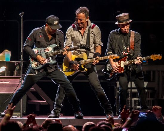 Tuesday, May 13, 2014: Albany, NY, Times-Union Center, photo(It was ten years ago when Bruce was in the middle of a guitarist from Libertyville, Illinois on the left and a guitarist born in Chicago on the right 🎸🐻⚾️🧢🍕🎸)
