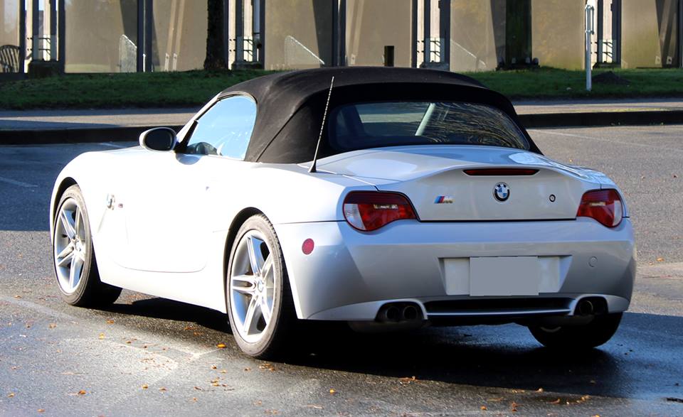 BMW M

 #BMW #GermanCar 
 bmw.carsblitz.com