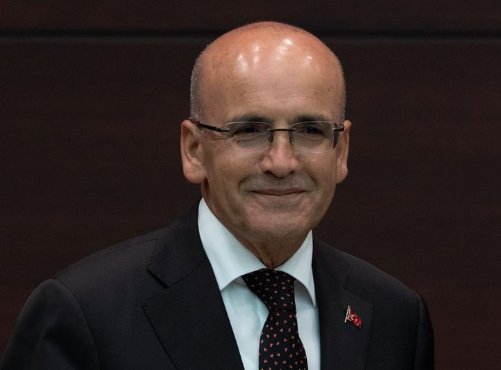 Mehmet Şimşek: 'Kamuda tasarruf, AK Parti'nin önemli bir özelliğidir.' Bir tane örnek verebilirmisiniz... İkna olduk mu? Yerel Halk...