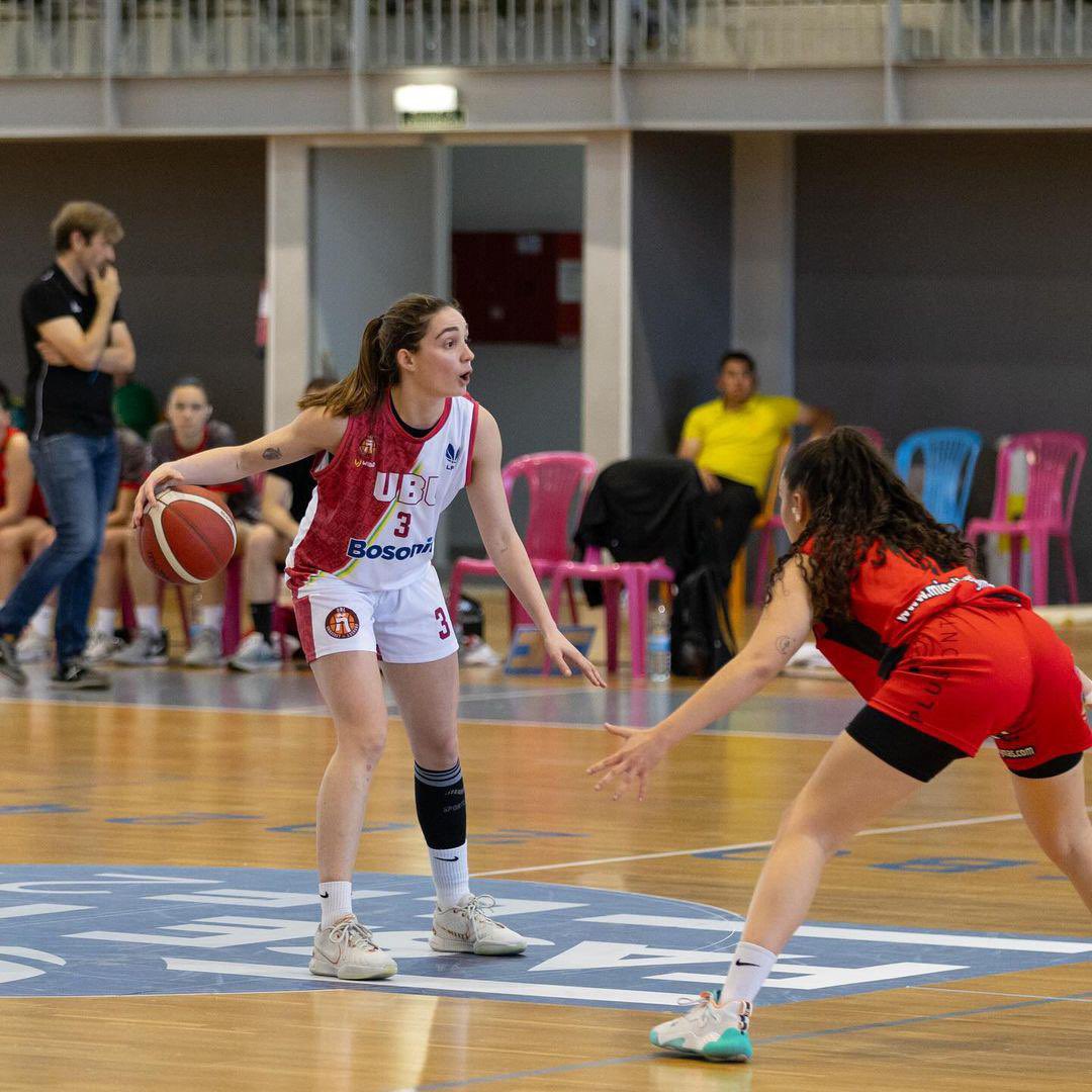 📝JUGADORAS📝 @cecialdecoa, jugadora preparó su vuelta a #LF2 con los Entrenamientos Hoops Pro, ha sido una de las piezas más importantes de la gran temporada del @cdunibasket, brillando especialmente en la Fase de Ascenso. Ahora seguirá destacando en el @RVBaloncesto #RVB3x3