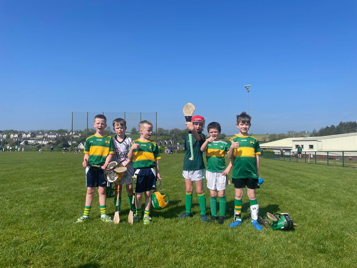 Cloughduv U8's took part in a Rebel Óg blitz in Ballymartle Gaa on Saturday morning. Well done to all Players and Coaches 🔰🔰 #Clochdubhabú