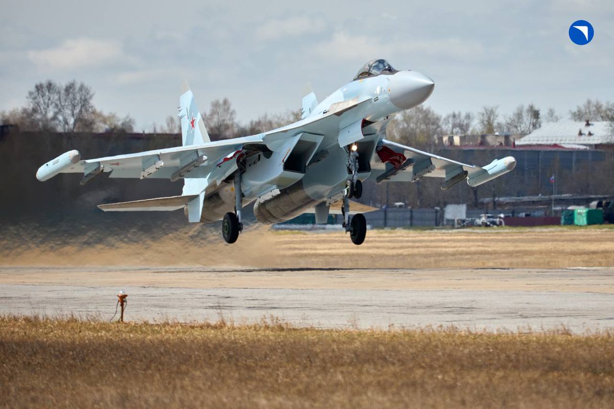 Russian Aerospace Forces have received a new assignment of Su-35S fighter jets from the advanced 4++ generation. Russian state military corporation Rostec handed over a new batch of Sukhoi Su-35S fighter jets to Russian forces after the warplanes completed ground and flight…