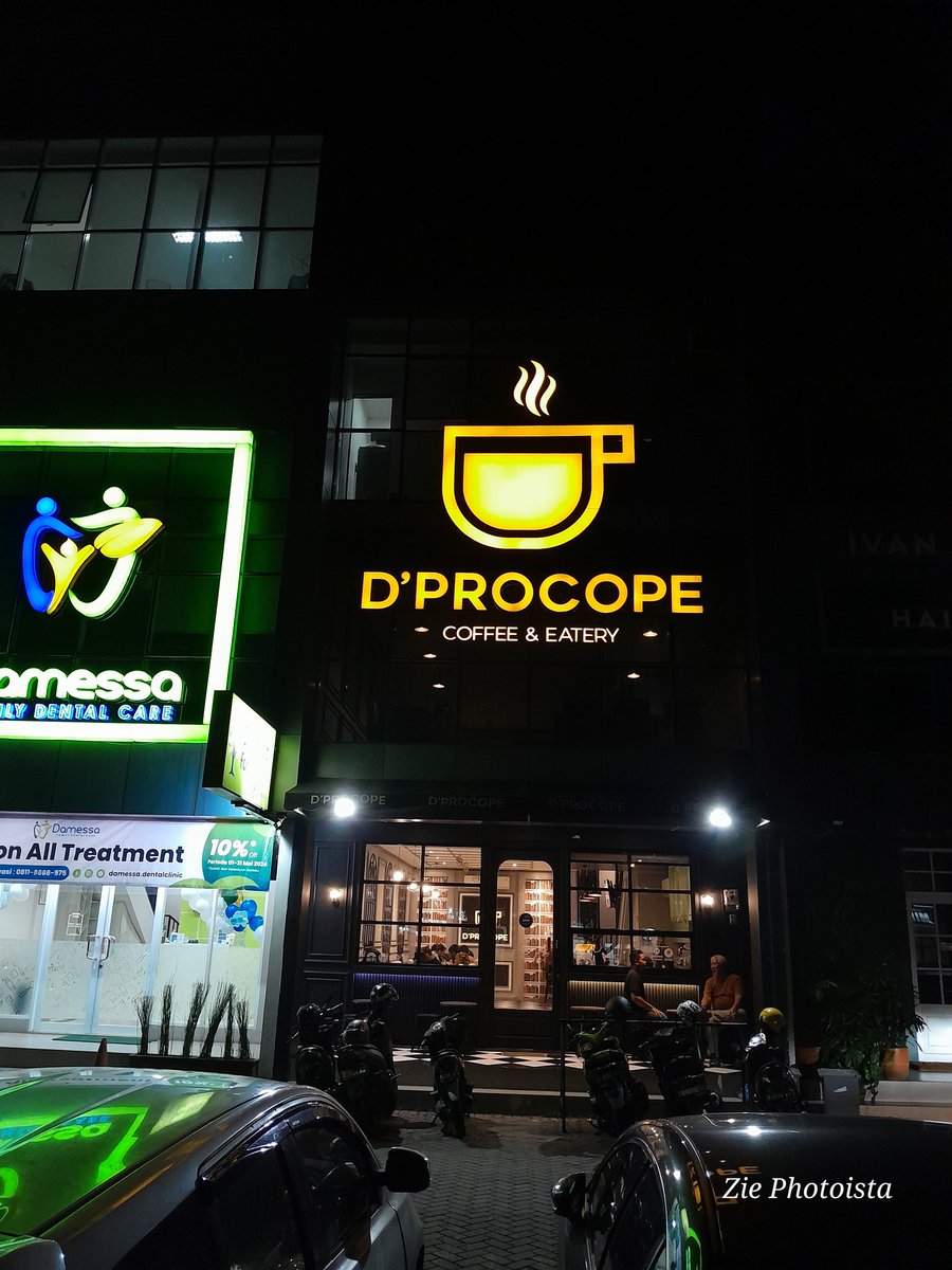 Brands

#Bintaro
#tangerangselatan
#indonesia
#TwitterX 
#twitter 
#Brands
#dprocope
#cafe
#samsungA14