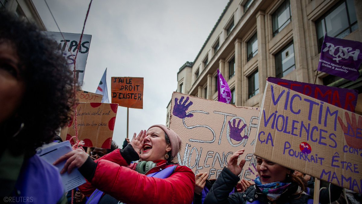 UN expert @UNSRVAW welcomes the new European Directive @Europarl_EN on combating violence against women & domestic violence, & urges action on some critical shortcomings for the Directive to reach its full potential. ohchr.org/en/press-relea…