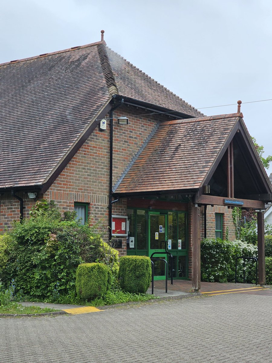 At #brokenhurst #surgery talking #learningdisability friendly work as well as delivering our #Sensory and #Communication box :) Another step to better #healthcare for #people with a #LearningDisability in this area :) There is always more to #improve on :) @amycastles