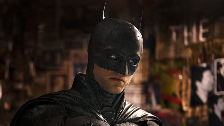 Which actor portrays the role of #Batman/Bruce Wayne in '#TheBatman'?
🎬 movief.one/the-batman

A) Robert Pattinson
B) Ben Affleck
C) Christian Bale
D) Michael Keaton