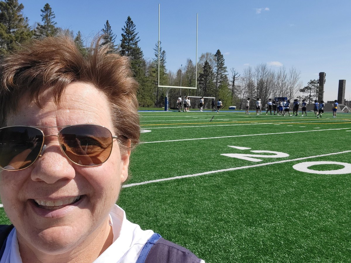 Nothing better than sping football on a beautiful Duluth day!  Go Saints!  @CSSSaintsFB
@CSSsaints