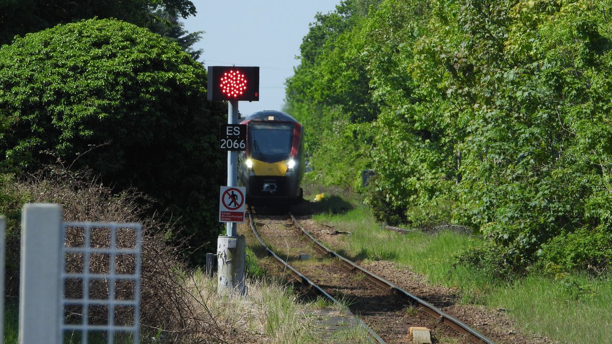 Oulton Broad South Station this morning.
@greateranglia 
@WherryLines 
@EastSuffolkLine 
#oultonbroad 
#railways