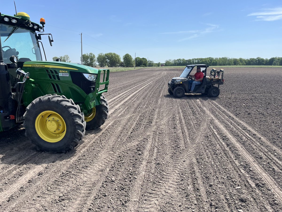 Was able to plant a <a href="/InVISION_HiSOY/">FSInVISION_FSHiSOY</a> plot on Mothers Day with Fulton FS crew  getting 24 numbers in the ground in near record speed, except for a problem with on wire on a unit, just hoping the Mothers Day massacre for corn doesn’t happen 24 here 🤞🤞