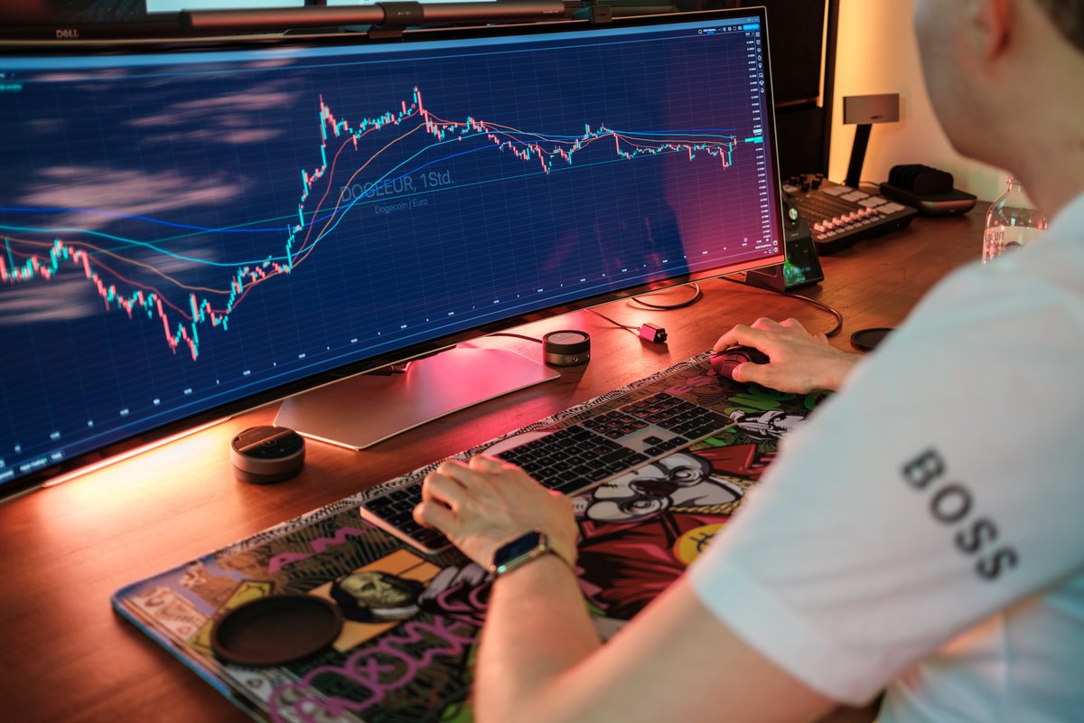Unser Werkzeug als #Trader? Computer, Kapital und unseren Kopf. 📊

#metatrader #tradingview