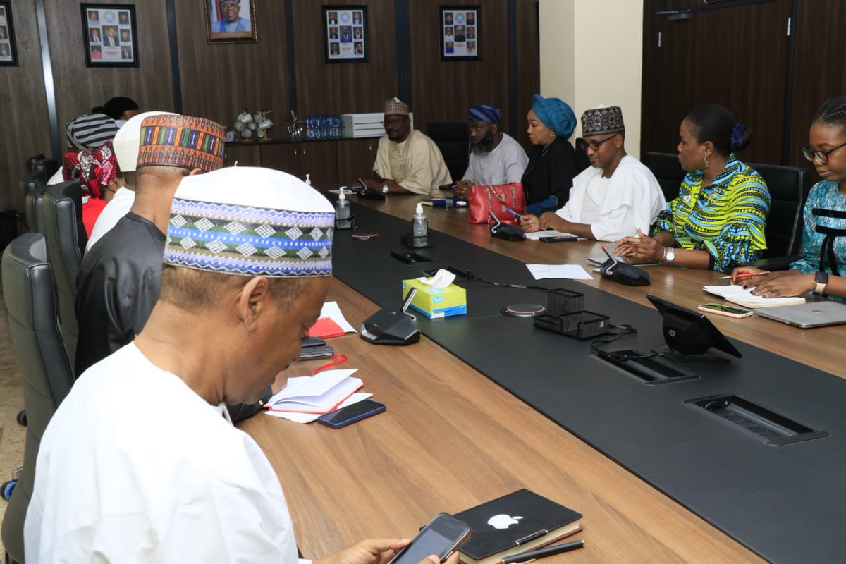 REA Executive Management team pays courtesy call to @NERCNG. Read more here rea.gov.ng/courtesy-call-….