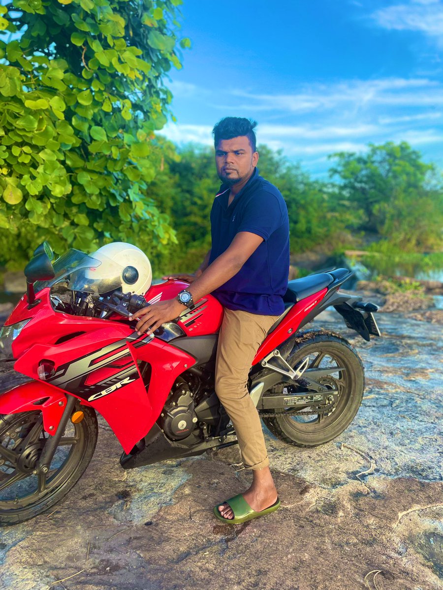 Ismath2us's tweet photo. #CBR_250cc https://t.co/yU3IkV4eHK