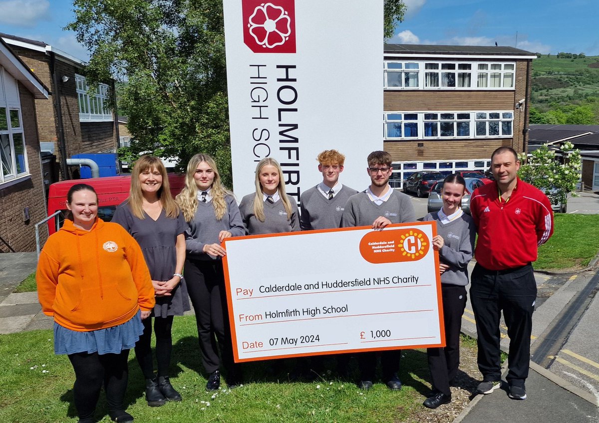 A special thanks to Holmfirth High School for raising £1,000 by hosting a charity day after a teacher was treated for cancer⭐ The day included a non uniform day, raffle, dance challenge, plus much more! This donation will make amazing things happen at our Haematology Unit🧡