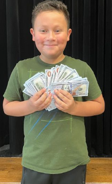 MarkTwainAISD's tweet photo. The Imagine Math 100s Club would like to welcome additional new  members!

From the 4th grade:
Violeta Ayala, Genesis Herrera, Angel Jimenez, Marily Leon, Lizbeth Ayala

From the 5th grade:
Christopher Lima
Congratulations boys and girls!! #AlvinISD #MTEroars #AllInAlvin https://t.co/3wPQayQld8