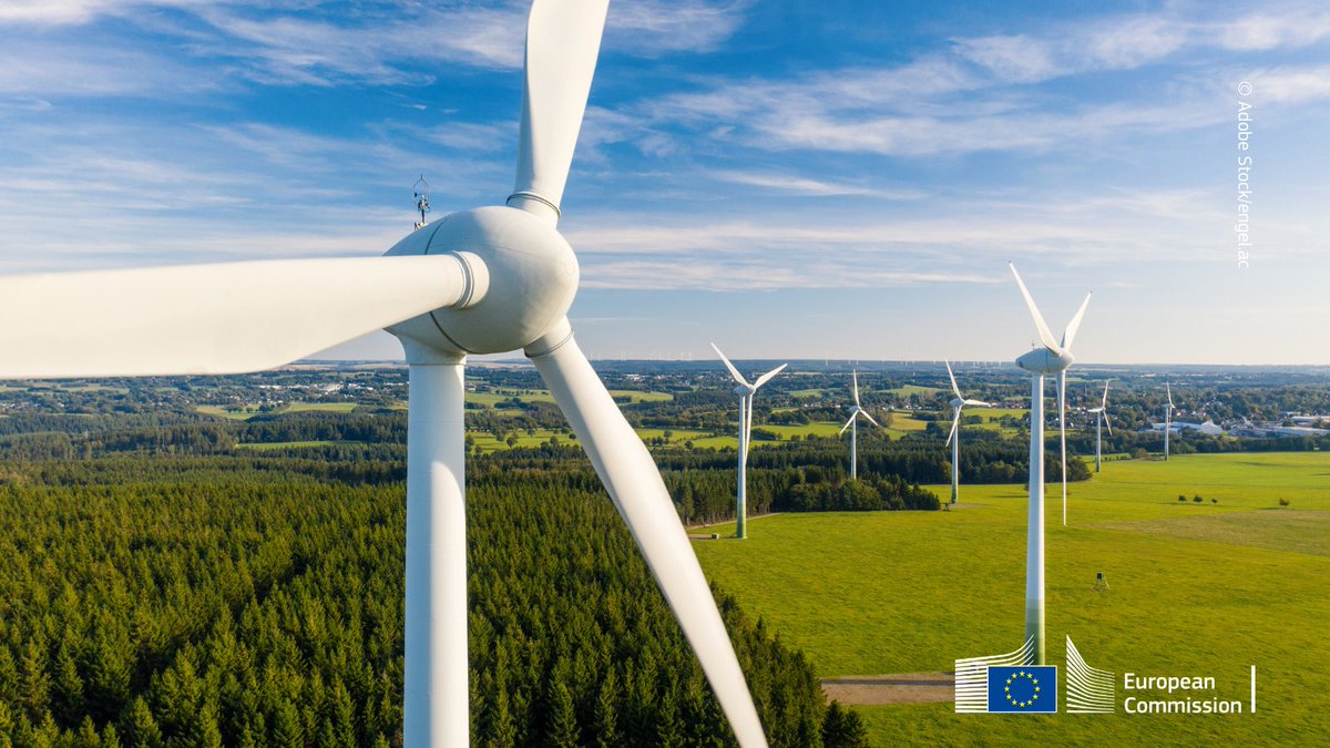 Auctions play a key role in the roll-out of #RenewableEnergy. The EC 🇪🇺 Recommendation & Guidance outline standard elements for such auction design, and a new feature for auction schedules is available on the Union Renewables Development Platform → europa.eu/!rKNH4R