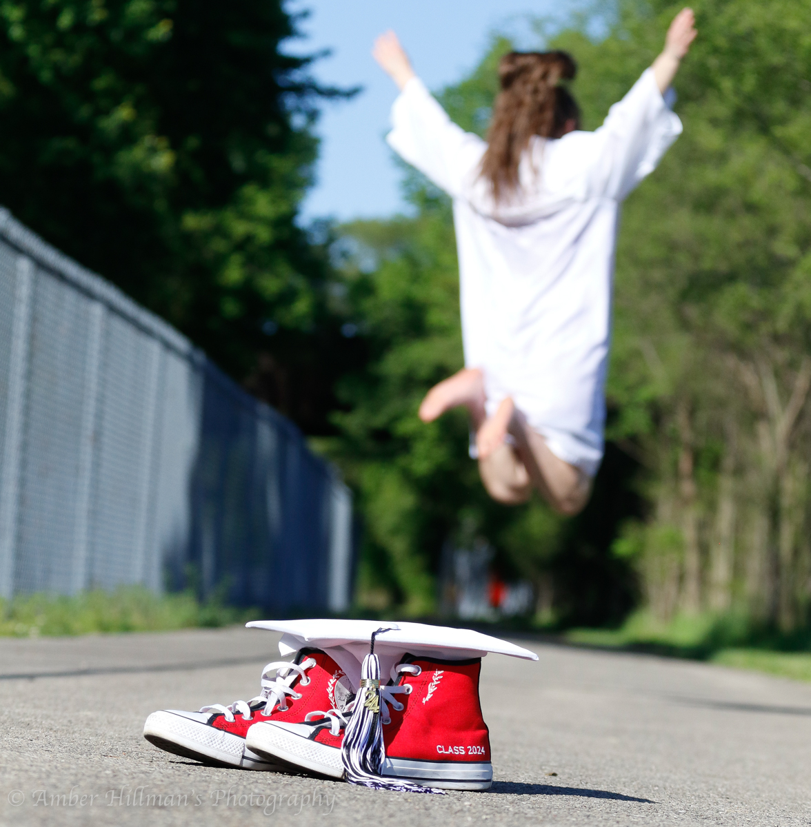 SuperbCupcake's tweet photo. Jorden has been @Converse addicted forever. This senior year she wore no other shoes but Converse to school. Even made a custom pair for her Senior year/Graduation walk so of course we had to do one last Senior Photoshoot. #hillmanfamcountrylife #converse #classof2024 #senioryear https://t.co/iDB5uA2AMH