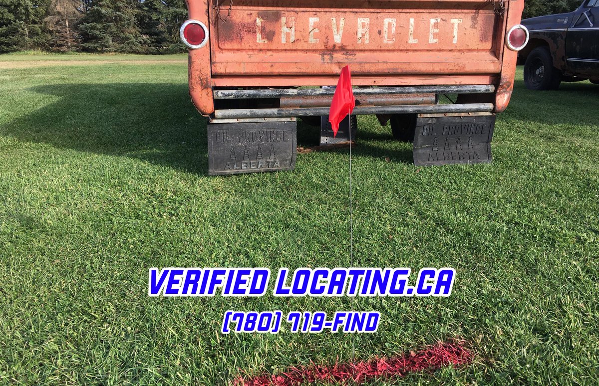 VLLocates3463's tweet photo. Some beauty mud flaps! 
#farm #farmtruck #farming #mudflaps #oil #oilindustry #ilovealbertaoil #oilandgas #oilandgasindustry #albertaoil #albertaoilpatch #yeg #alberta #westlockalberta #power #buriedpower #verifiedlocating #digsafe #digsafealberta https://t.co/CT468uL5GK