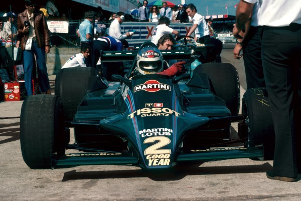 #MartiniMonday British GP #Silverstone 1979 #Lotus 79 Carlos Reuteman 8th position 📸David Phipps