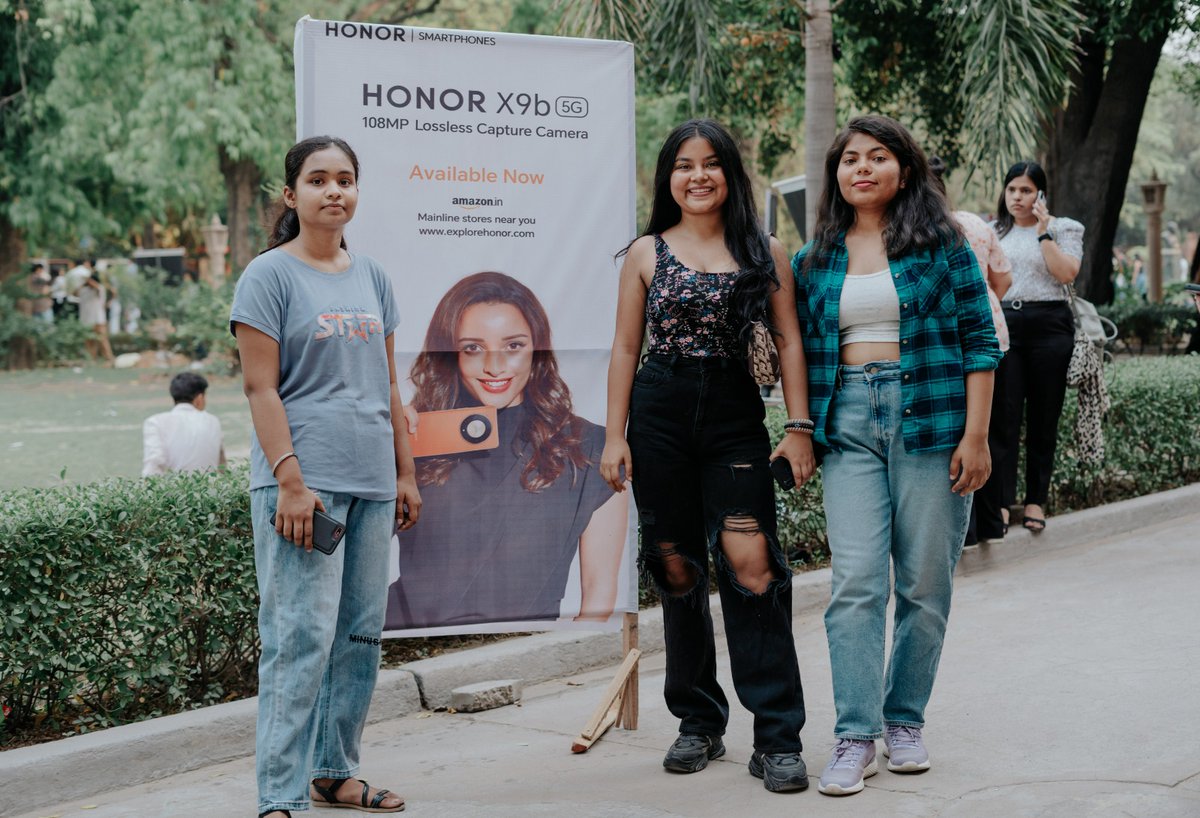 It was great to be a part of the SRCC event. The students' enthusiasm was infectious. Check out these glimpses from the event! #CollegeFest #SRCC #HONORX9b