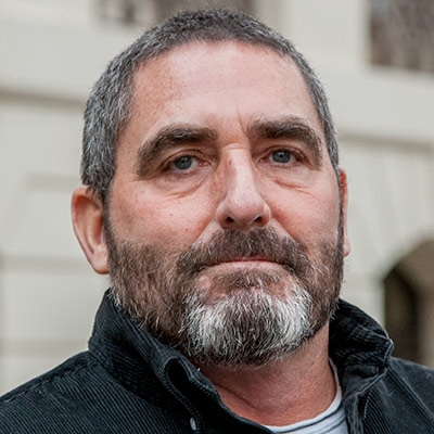 Congratulations to co-author Tom McNulty on a newly published study: The Significance of Duration Weighted Neighborhood Effects for Violent Behavior and Explanation of Ethnoracial Differences by Paul E. Bellair, Thomas L. McNulty, and Daniel L. Carlson crimrxiv.com/pub/s1hpe0s5/r…