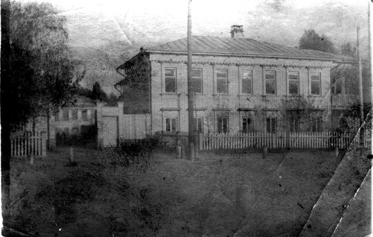 Приглашаем присоединиться к нашему туру в Переславль-Залесский на «Том Сойер Фест» в ближайшие выходные 18-19 мая!

Ещё один старый дом стремительно преображается, есть возможность помочь в этом. Скорее смотрите подробности по ссылке:
fondvnimanie.timepad.ru/event/2883491/