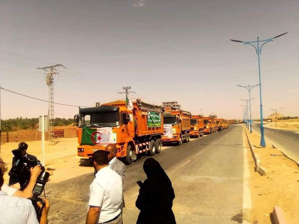 AGRICULTURE | The investment that was made in the southern region is a TOTAL SUCCESS ! Look at these magnificent images of hundreds of trucks heading to several wilayas & which will distribute vegetables, fruits, etc. to the rest of the country. A lot of money has been spent