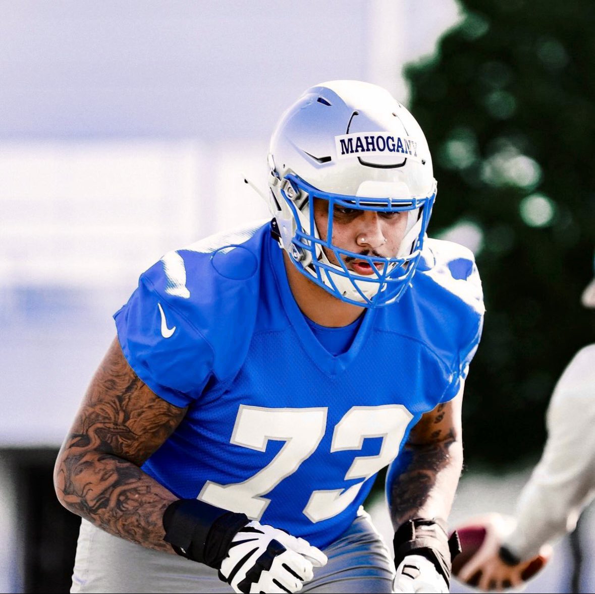 We 👀 you @CMahogany73 ✍️🤝🦁‼️ #OnePride #PaladinsInTheNFL #NFLPaladins