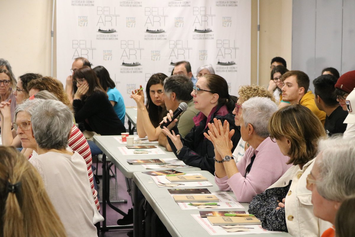 El CCPAE ha participat un any més a #BioCultura Barcelona, difòs la certificació ecològica. Prop de 50.000 persones han passat pel Palau Sant Jordi per gaudir de la 30 edició de l'esdeveniment més gran de Catalunya dedicat a l'alimentació i la vida ecològiques.