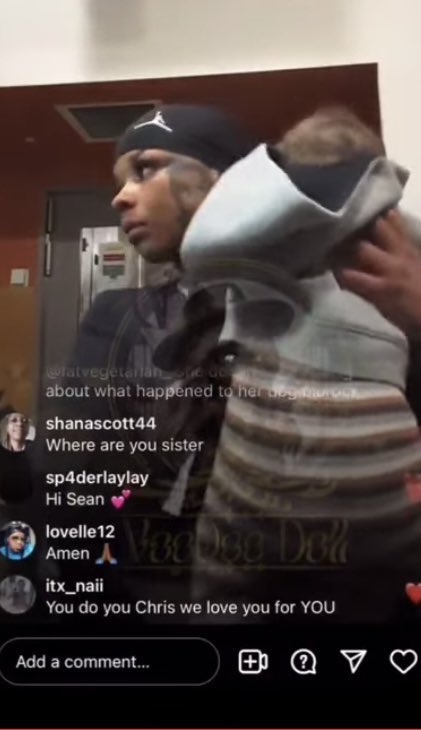 anastas27793833's tweet photo. People were pointing out how annoyed Chrisean was when blueface Sr. handed her baby to her. I also find it telling that she cries over 🏈 and seeing BF in court. But says “she loves it” when her son is going viral for possibly being delayed. No tears for Jr but tears cuz she cant https://t.co/c7mpRC3F9u