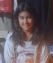 desaparecidaorg's tweet image. #URGENTE BÚSQUEDA EN TIEMPO REAL #NEUQUEN
🆘PEDIMOS MÁXIMA PRIORIDAD🙏
Uma Morena Isnardi Romero tiene 15 años, desapareció el 10/5 en Neuquén Capital. Estatura 1,60. Vestía campera rosa c mangas verdes, pantalón blanco, zapatillas rosas y mochila gris. Avisar☎️299-4460891 o 911