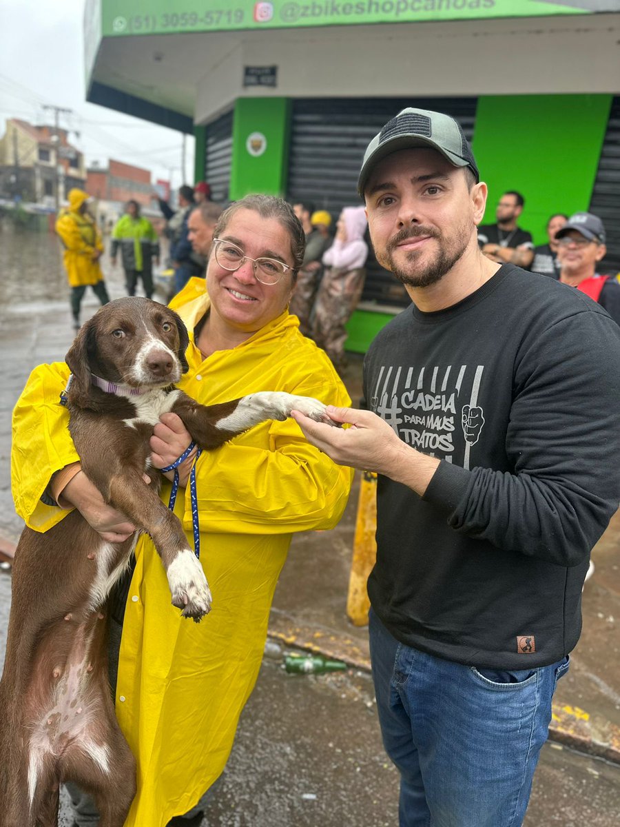 A alegria de devolver os resgatados para seus tutores 🙏