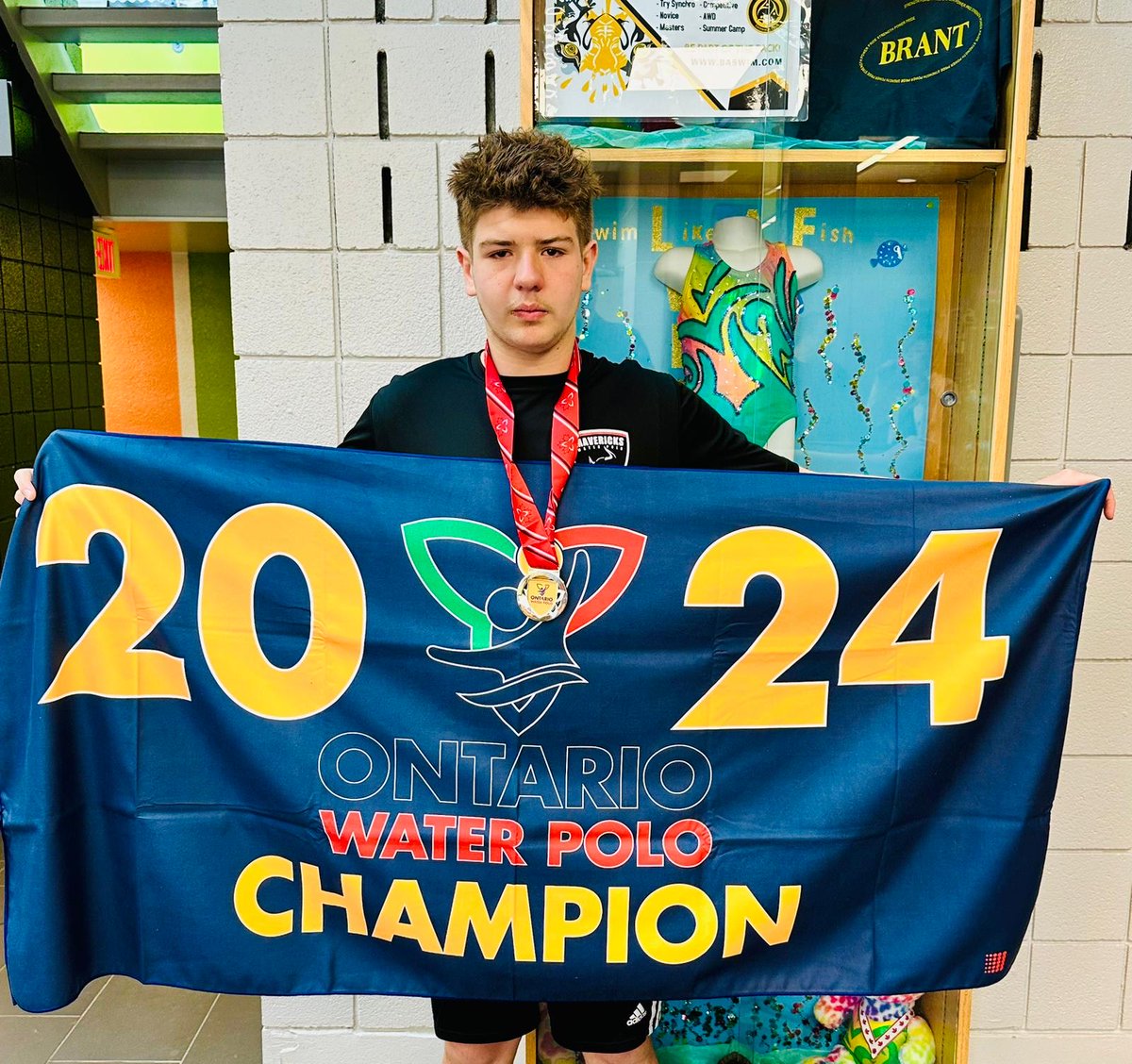 Congratulations to Matteo, a student here at MacLachlan College, for his remarkable victory at the Ontario Provincial Waterpolo Championship! 🥇 Matteo's unwavering dedication with his Toronto team led to an undefeated season throughout 2023-2024. #StudentAchievement