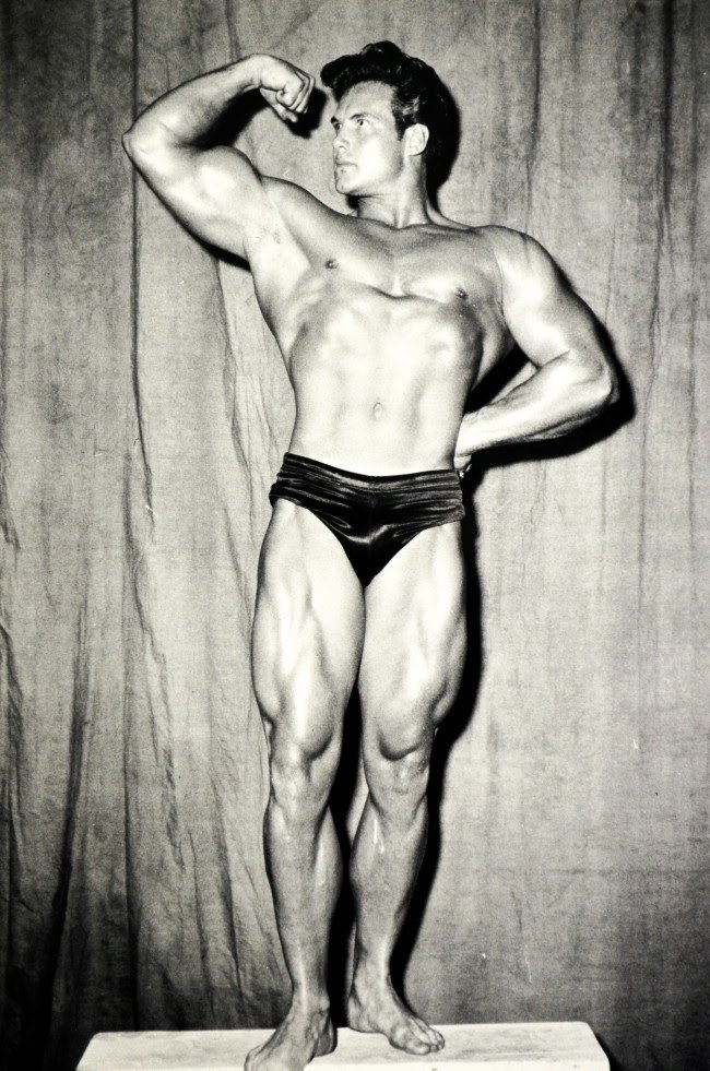 Steve Reeves, 1950 NABBA Mr. Universe.

📷contributed by Randy M.

#stevereeves #bodybuilding