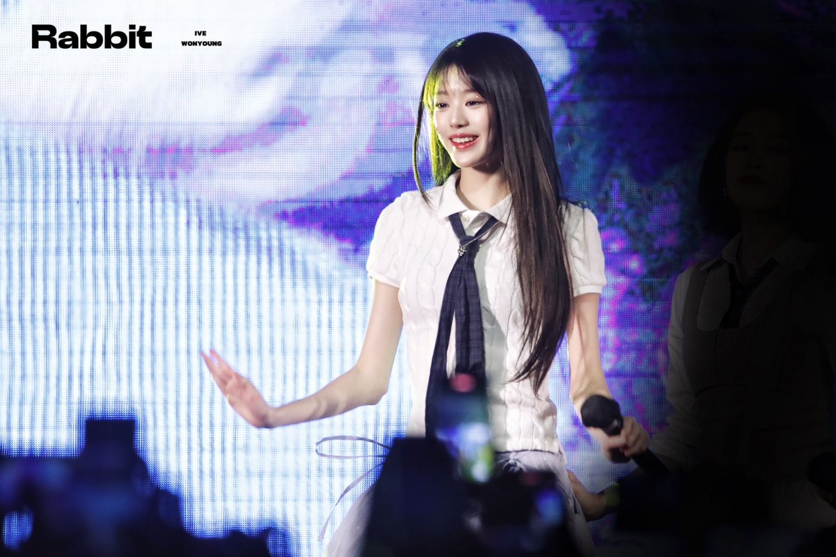 RABBIT_040831's tweet photo. 240513 체육대학교 #IVE #아이브 #장원영 #원영 #JANGWONYOUNG https://t.co/kSB7ILL5QX