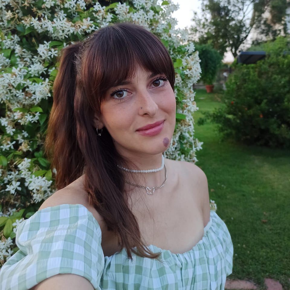 MobS Group @ FBK (@mobs_fbk) on Twitter photo 🚨Today is the turn of Veronica Lachi! <a href="/LachiVeronica/">Veronica Lachi</a>
👀Veronica is a Researcher working on Graph Neural Networks, with a special interest in their theoretical properties. She is particularly interested in the expressiveness of GNNs and GNNs for temporal graphs. 🚨Today is the turn of Veronica Lachi! <a href="/LachiVeronica/">Veronica Lachi</a>
👀Veronica is a Researcher working on Graph Neural Networks, with a special interest in their theoretical properties. She is particularly interested in the expressiveness of GNNs and GNNs for temporal graphs.