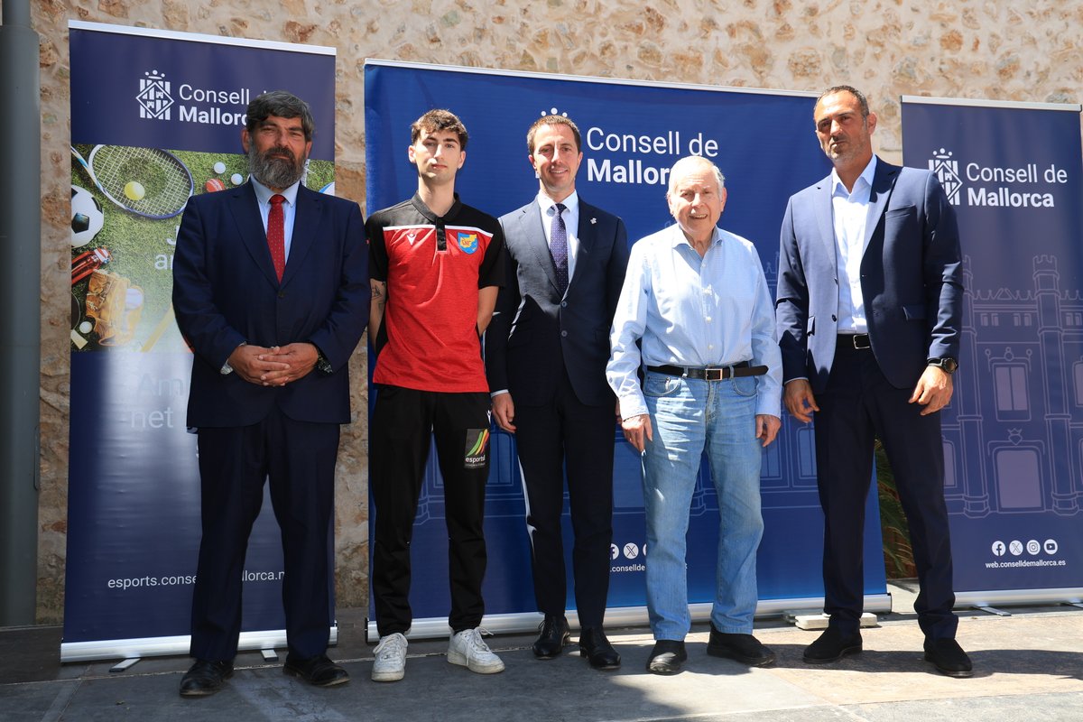 El <a href="/ConselldeMca/">Consell de Mallorca</a> destinarà 2,3 milions € al foment de valors mitjançant nous patrocinis esportius 24-27.

🤜La institució posa en marxa el programa #JugamAmbLElit amb 16 clubs que potenciaran la feina en equip, la sostenibilitat o la inclusió.

ℹ️bit.ly/JugamElit2024ya