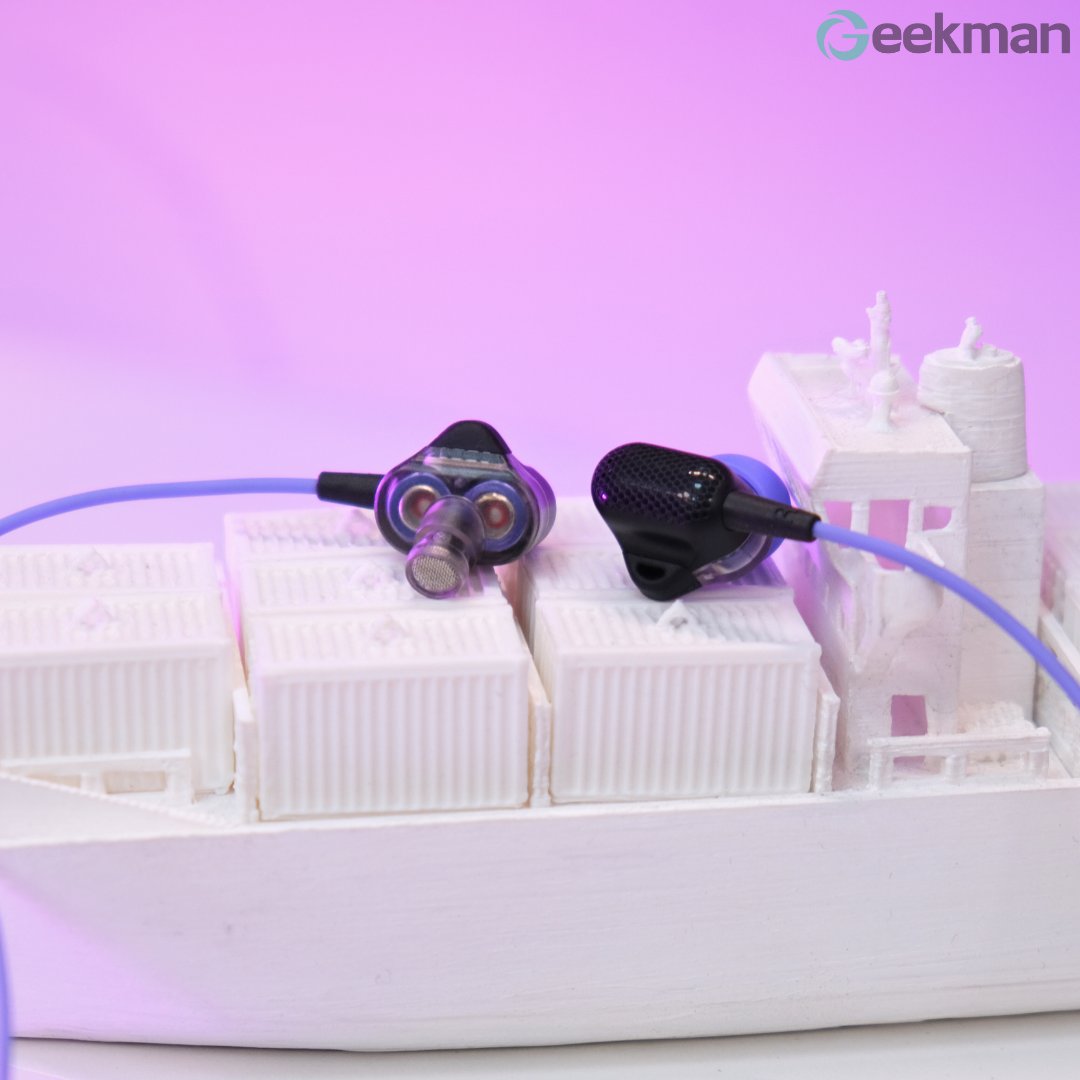 GeekmanOfficial's tweet photo. I am surprised 🔥with these 1200₹ dual-driver Gaming Earphones - Kreo Hydra Review

Watch Review: https://t.co/yuXHKhFxA7
Read Now: https://t.co/aYZQwsuHPc

#kreohydra #kreo #gamingearphones #inearheadphones #gaming #mobilegaming #dualdriverearphones #geekman