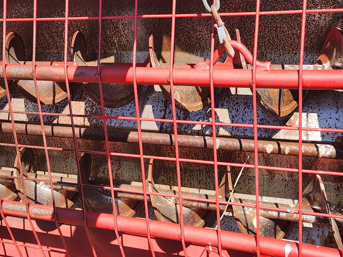 Westfield auger for sale. Very little use. 
Wr 80x61 $7000
Mk 100x61 $12000 o.b.o R.T appreciated