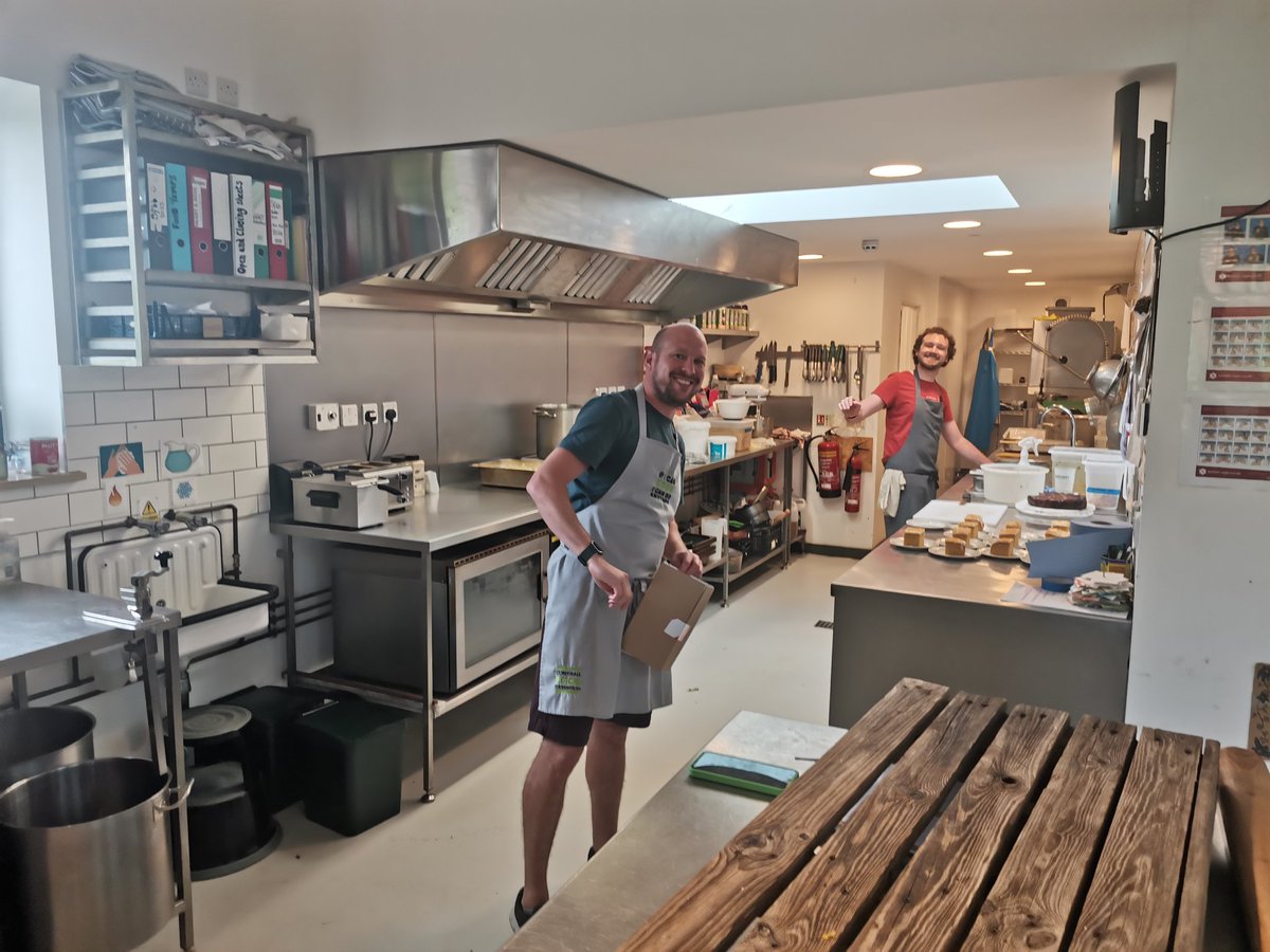 Lovely to see so many people at the <a href="/CornwallVSF/">Cornwall VSF</a> Housing and Homelessness Alliance at @NewquayOrchard Thank you to Charlotte CEO @botallack1991 for hosting a tour with <a href="/AllisterYoung/">Allister Young</a> Chairing colleagues from <a href="/CornwallCouncil/">@cornwallcouncil</a> Housing. Please visit the wonderful cafe and events.