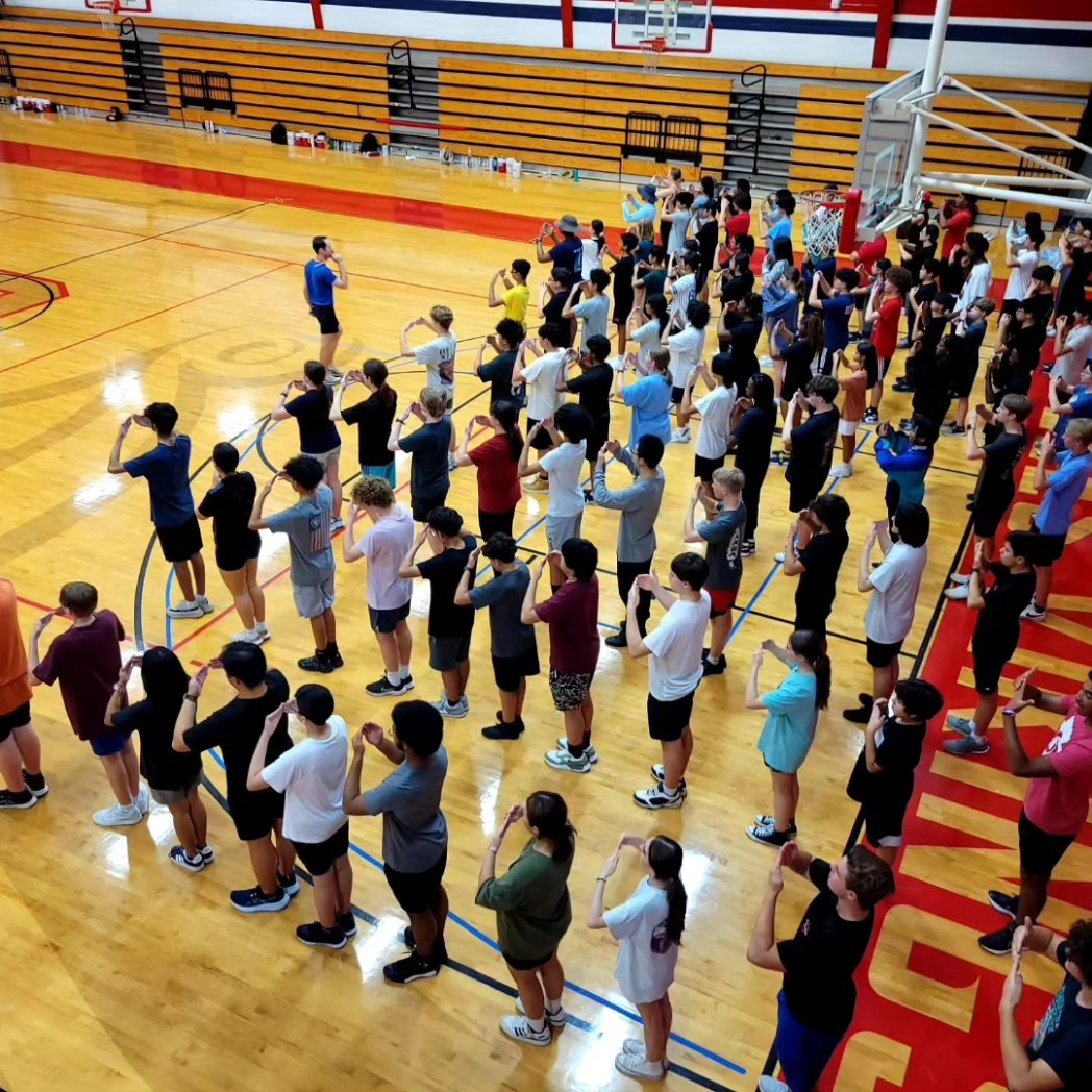 Dulles High School Band (@dullesband) on Twitter photo π€©We had a fun time with our incoming freshman and returning members on friday, learning marching and body warm ups with the help of our BST! We can't wait to see everyone this summer!ππ
<a href="/DMS_Vikings/">Dulles Middle School</a>
<a href="/FBISDFineArts/">FBISD Fine Arts</a> π€©We had a fun time with our incoming freshman and returning members on friday, learning marching and body warm ups with the help of our BST! We can't wait to see everyone this summer!ππ
<a href="/DMS_Vikings/">Dulles Middle School</a>
<a href="/FBISDFineArts/">FBISD Fine Arts</a>