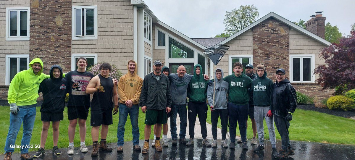 LCCougarFB's tweet photo. Mulch Madness 2024 comes to a close‼️Thank you to all of our supporters. Our Student-Athletes, Coaches and Families stepped up to make this our most successful fundraiser in years‼️ https://t.co/2SPKM0zr4c